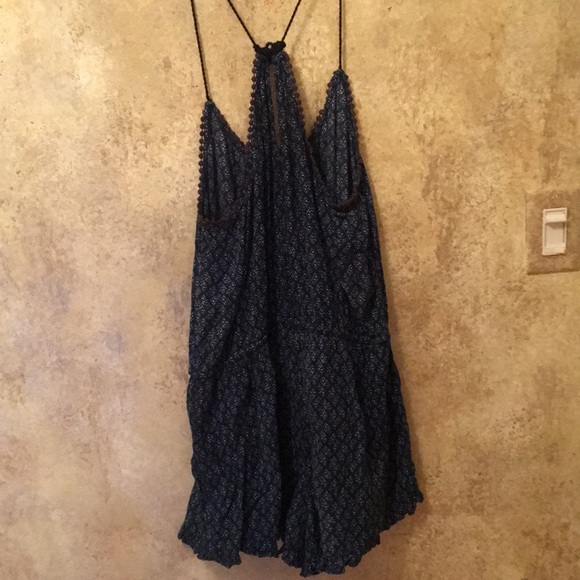 Floral Romper - Picture 2 of 2